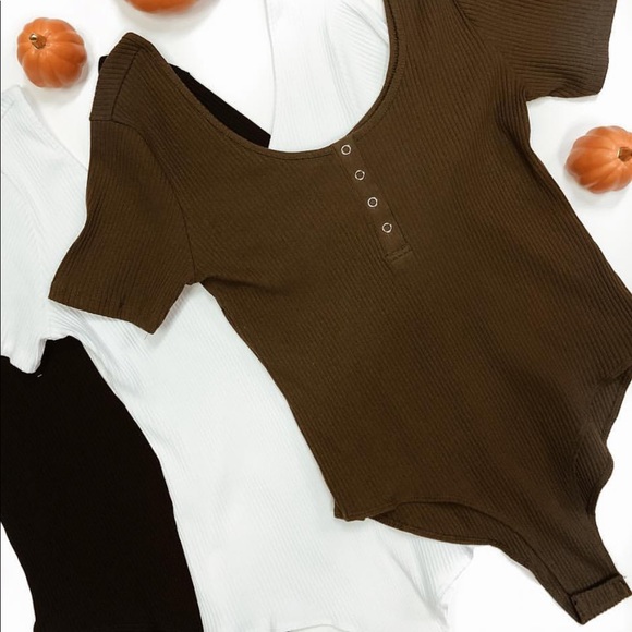 NWT Olive Ribbed Bodysuit - Picture 1 of 5